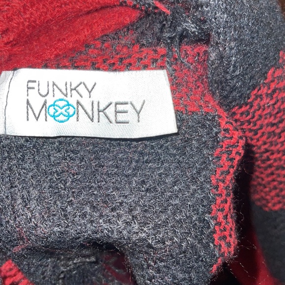 Buffalo Check Infinity Winter Scarf - Picture 3 of 3